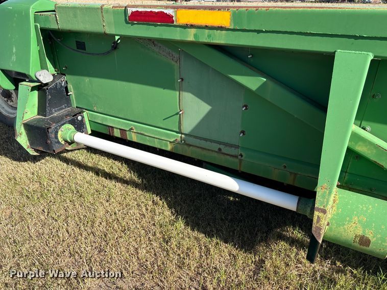 image for item EA7068 Clarke 7071236 corn head