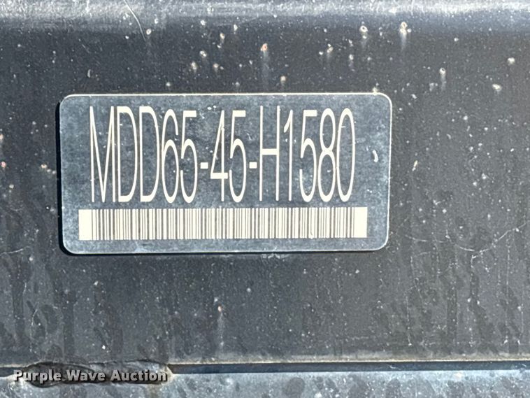 image for item EA7070 2015 MacDon D65-D Draper draper head