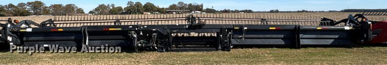 image for item EA7072 MacDon D60-6 draper head