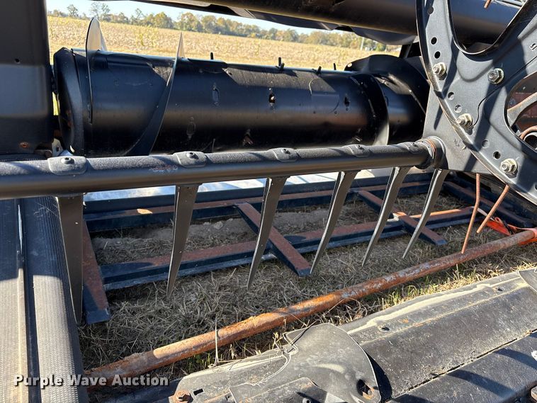 image for item EA7073 2015 MacDon FD74 FlexDraper flex draper head