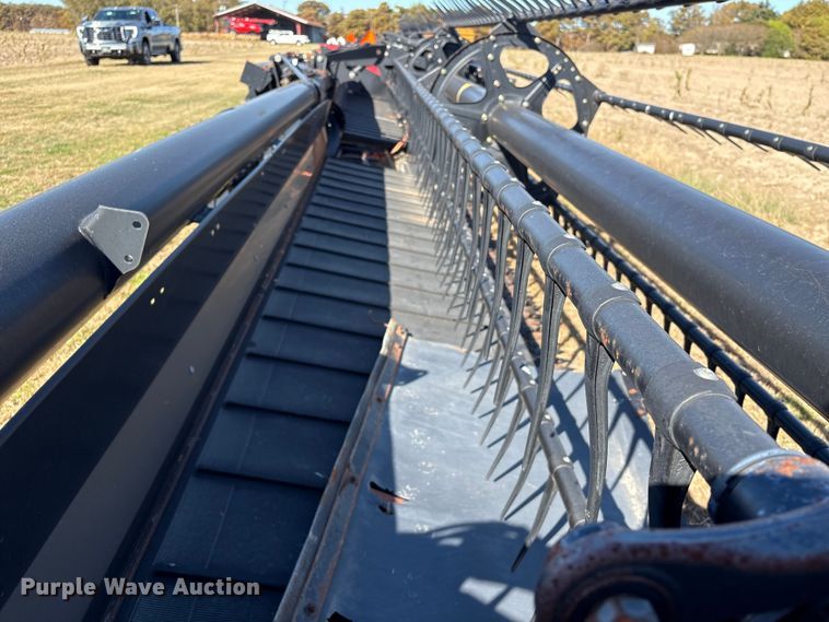 image for item EA7073 2015 MacDon FD74 FlexDraper flex draper head