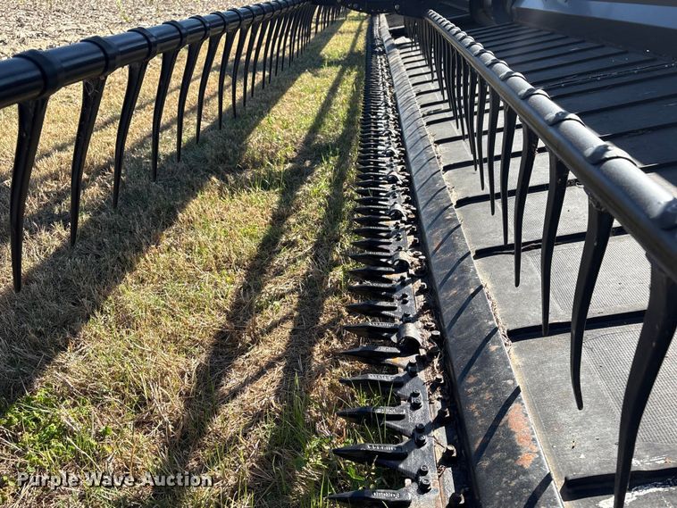 image for item EA7074 2013 Case IH 2162 45MI0 2BP draper head