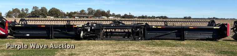 image for item EA7075 2013 MacDon FD75-D FlexDraper flex draper head