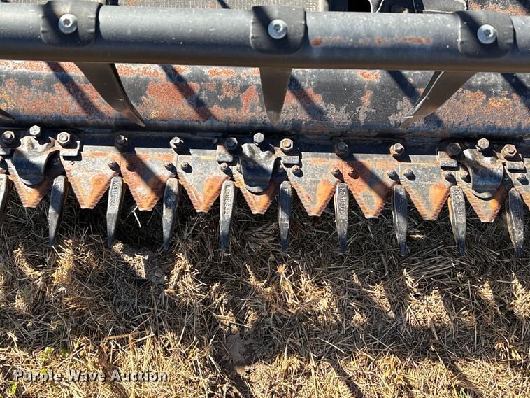 image for item EA7077 2012 Case 2162 45M10 2BP draper head