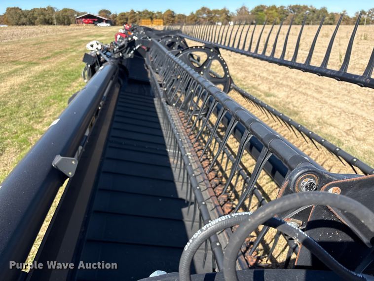 image for item EA7077 2012 Case 2162 45M10 2BP draper head