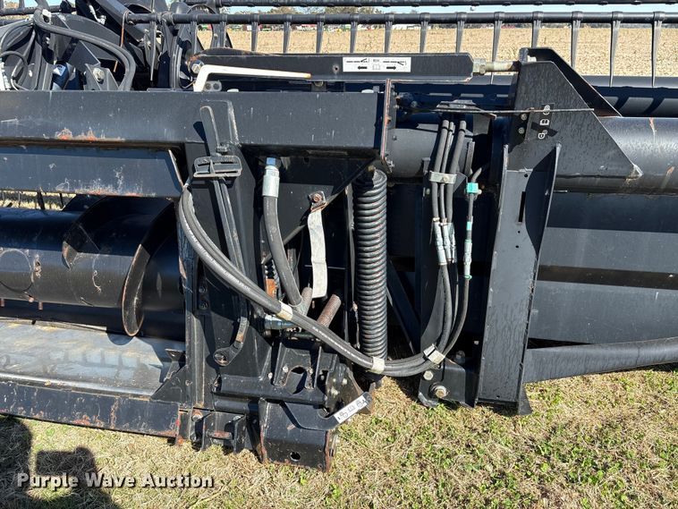 image for item EA7077 2012 Case 2162 45M10 2BP draper head