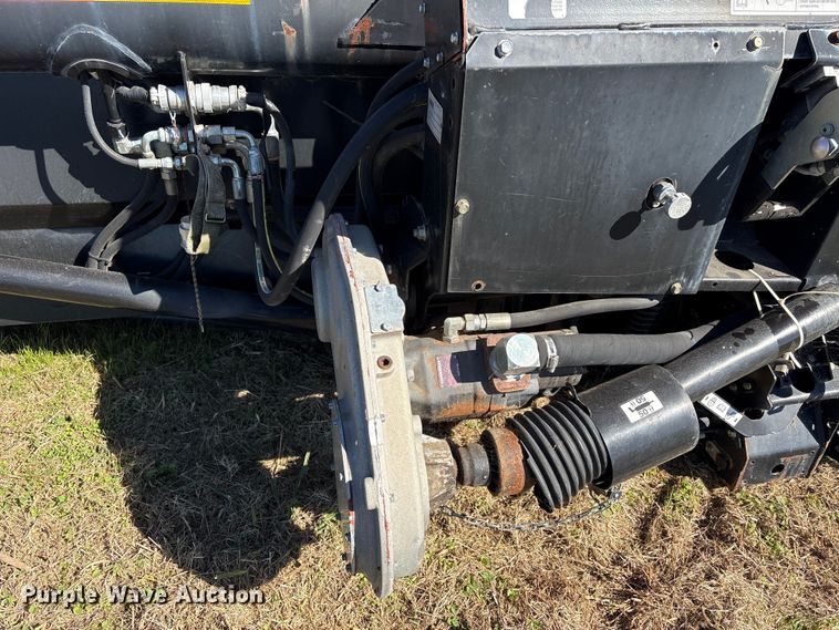 image for item EA7077 2012 Case 2162 45M10 2BP draper head