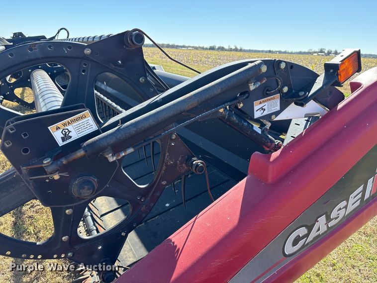 image for item EA7079 2011 Case IH 2152 45M09 2BP draper head