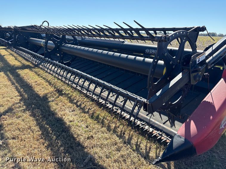 image for item EA7079 2011 Case IH 2152 45M09 2BP draper head