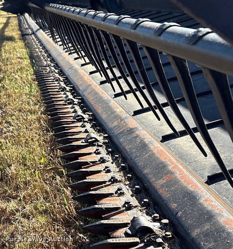 image for item EA7079 2011 Case IH 2152 45M09 2BP draper head