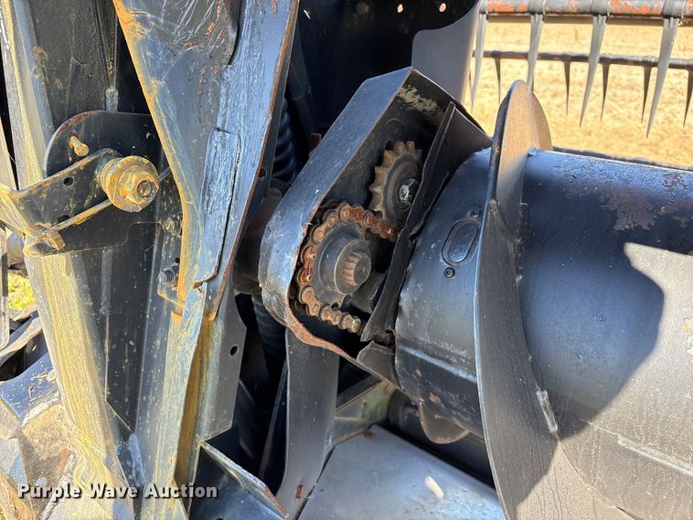 image for item EA7079 2011 Case IH 2152 45M09 2BP draper head