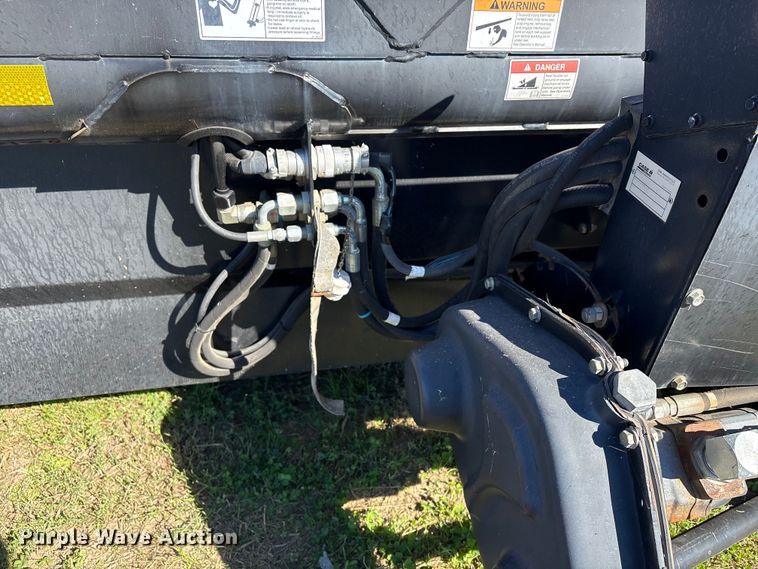 image for item EA7079 2011 Case IH 2152 45M09 2BP draper head