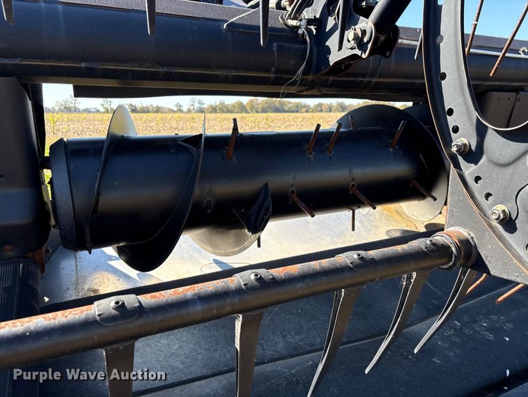 image for item EA7080 2010 MacDon D60 draper head