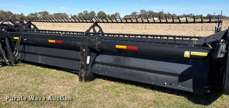 image for item EA7080 2010 MacDon D60 draper head