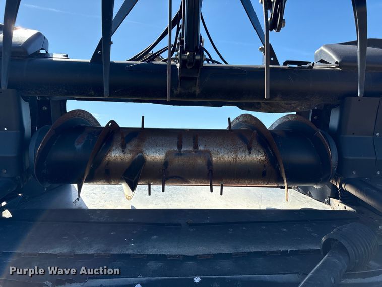 image for item EA7082 2017 MacDon FD75 flex draper head