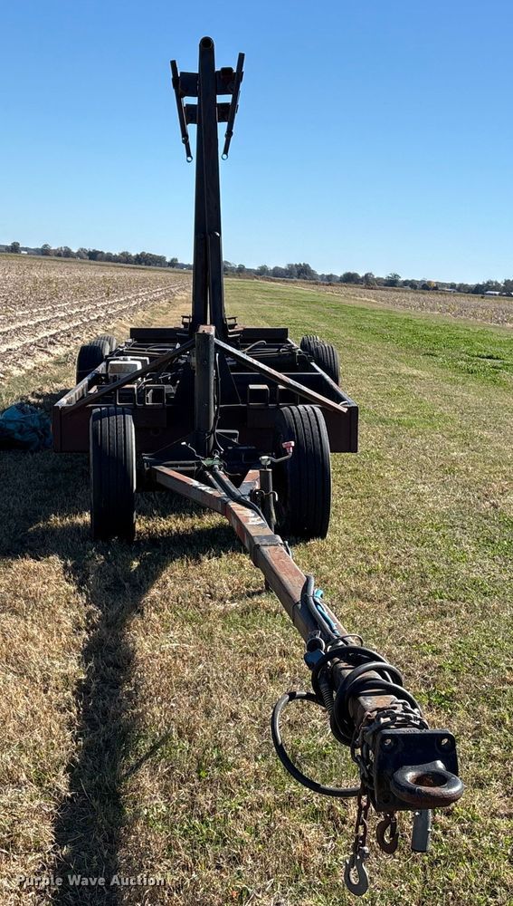 image for item EA7083 2004 Befort 2860 header trailer