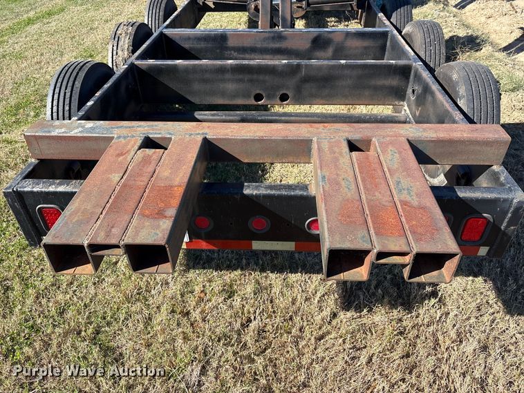 image for item EA7083 2004 Befort 2860 header trailer