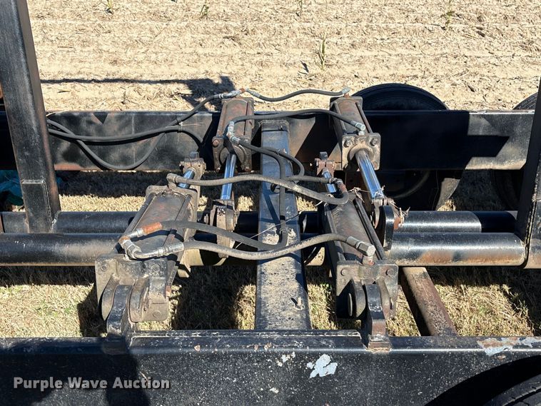 image for item EA7083 2004 Befort 2860 header trailer
