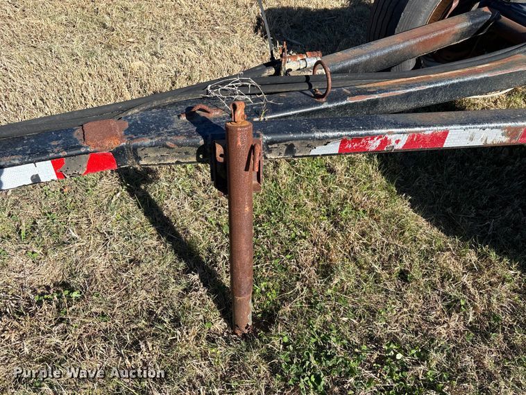 image for item EA7084 2009 Befort 2870 header trailer