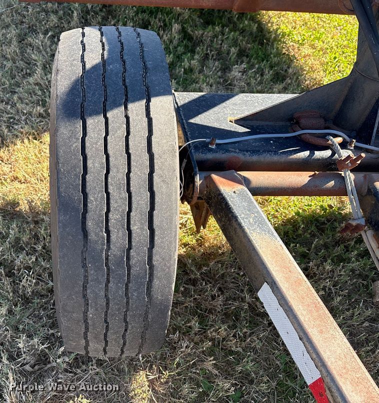 image for item EA7084 2009 Befort 2870 header trailer