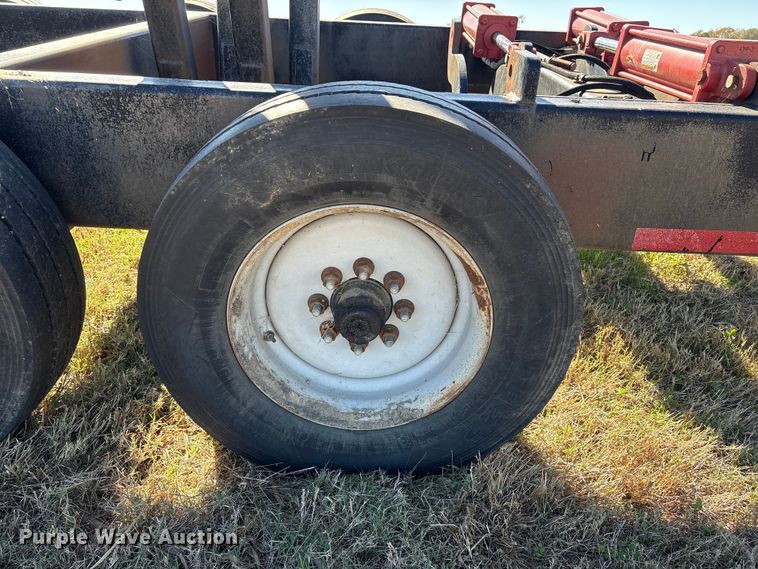 image for item EA7084 2009 Befort 2870 header trailer