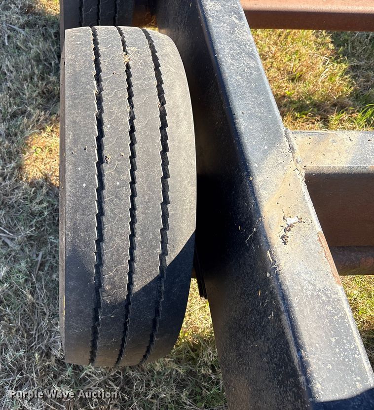 image for item EA7084 2009 Befort 2870 header trailer