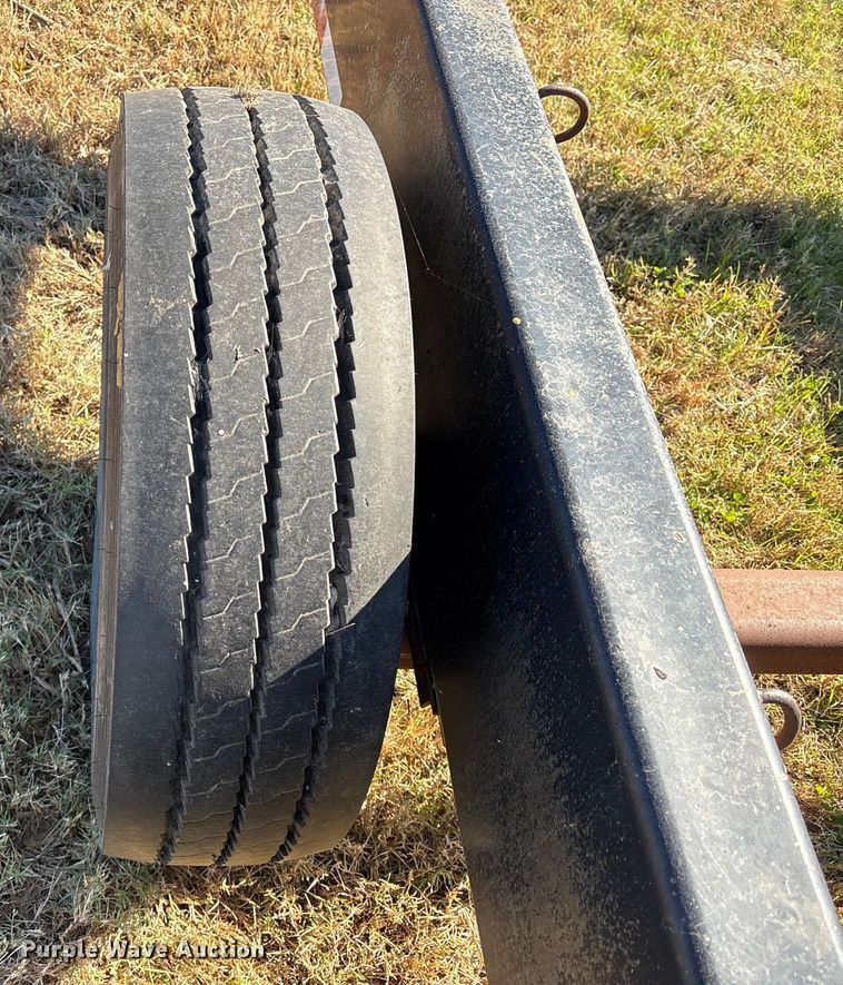 image for item EA7084 2009 Befort 2870 header trailer