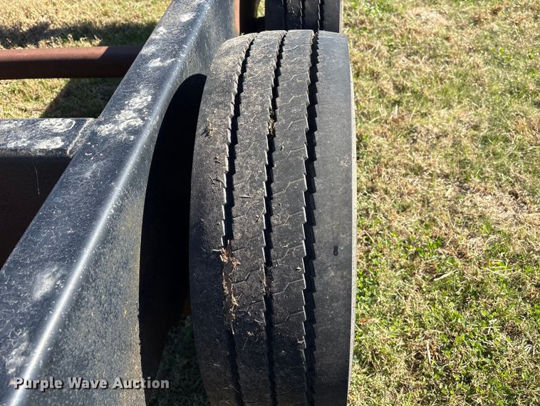 image for item EA7084 2009 Befort 2870 header trailer