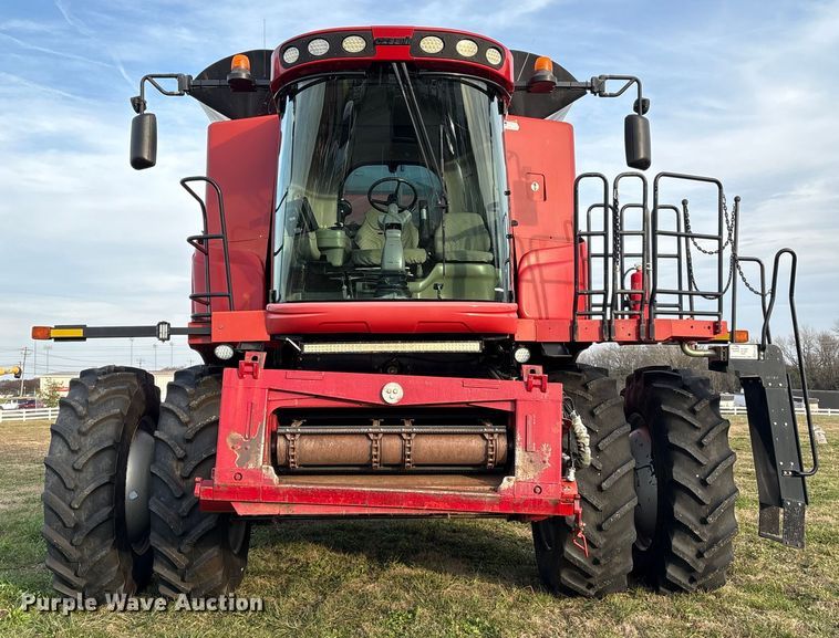 image for item EA7128 2007 Case IH 8010 Axial-Flow RWA combine