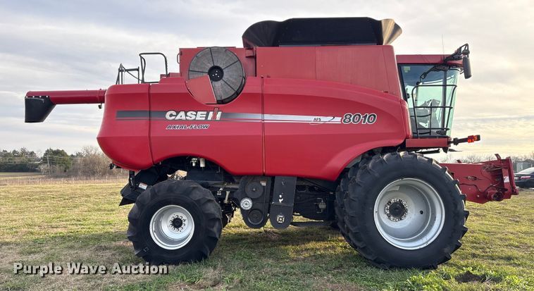 image for item EA7128 2007 Case IH 8010 Axial-Flow RWA combine