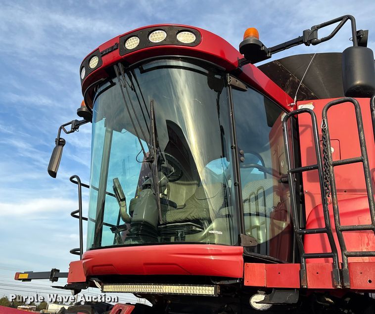 image for item EA7128 2007 Case IH 8010 Axial-Flow RWA combine