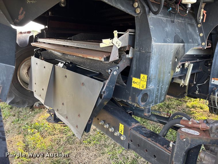 image for item EA7128 2007 Case IH 8010 Axial-Flow RWA combine