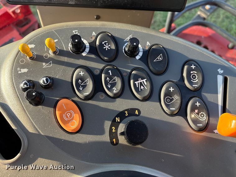 image for item EA7128 2007 Case IH 8010 Axial-Flow RWA combine