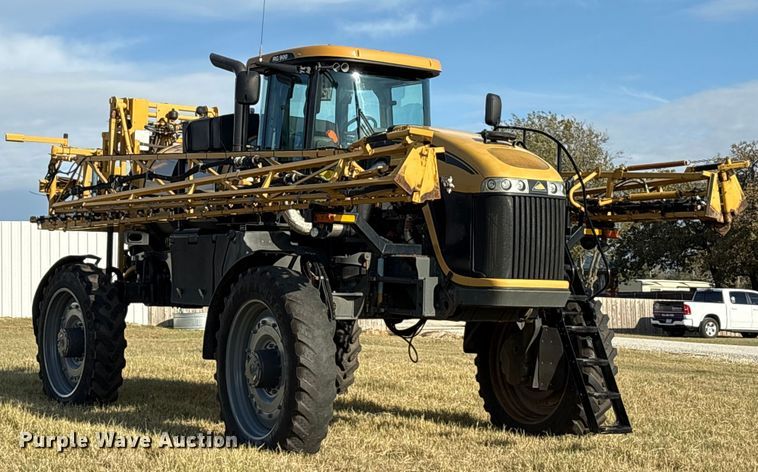 image for item EA7804 2012 Rogator RG900 sprayer