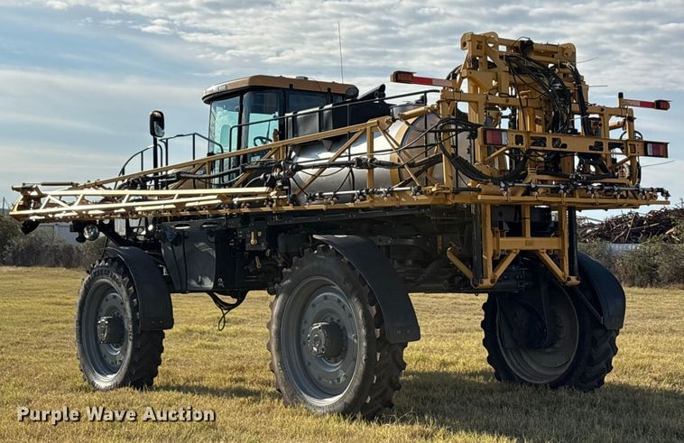 image for item EA7804 2012 Rogator RG900 sprayer