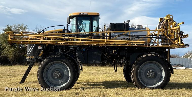 image for item EA7804 2012 Rogator RG900 sprayer