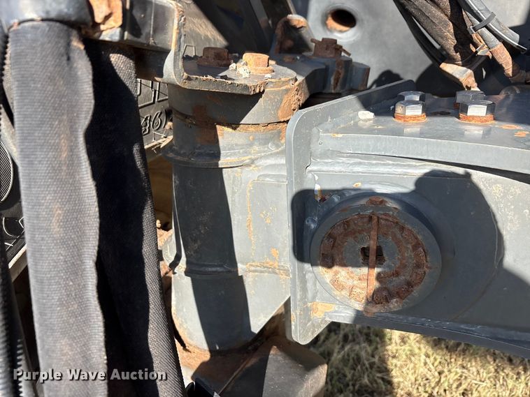 image for item EA7804 2012 Rogator RG900 sprayer