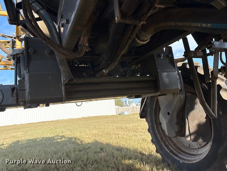 image for item EA7804 2012 Rogator RG900 sprayer