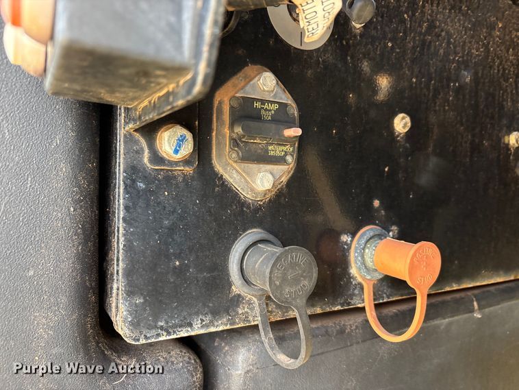 image for item EA7804 2012 Rogator RG900 sprayer