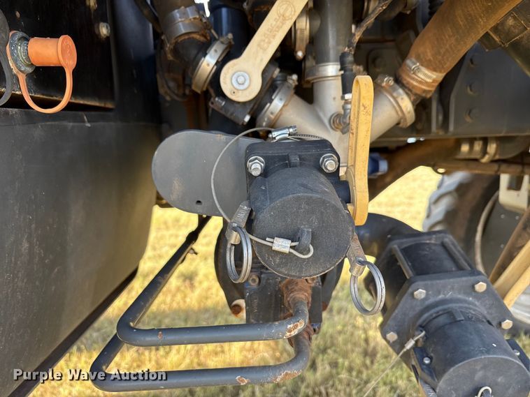 image for item EA7804 2012 Rogator RG900 sprayer