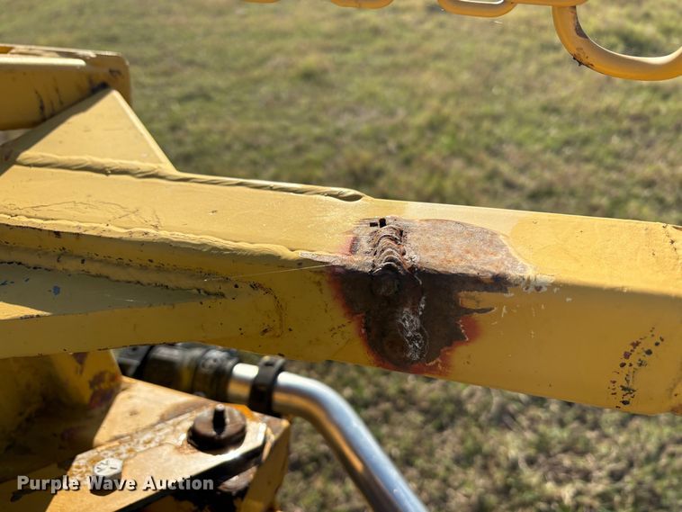 image for item EA7804 2012 Rogator RG900 sprayer