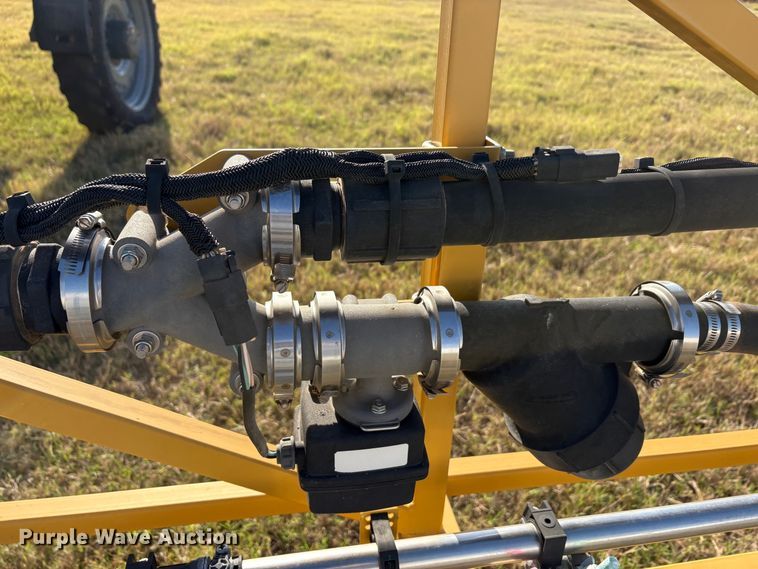 image for item EA7804 2012 Rogator RG900 sprayer