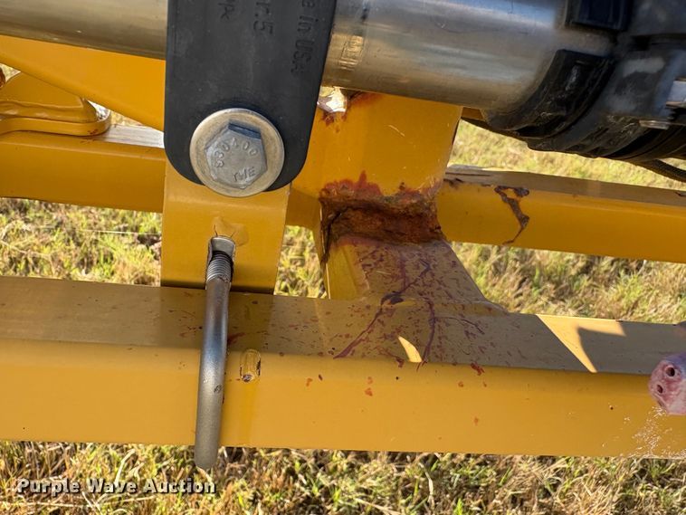 image for item EA7804 2012 Rogator RG900 sprayer