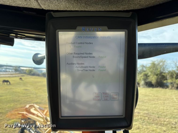 image for item EA7804 2012 Rogator RG900 sprayer