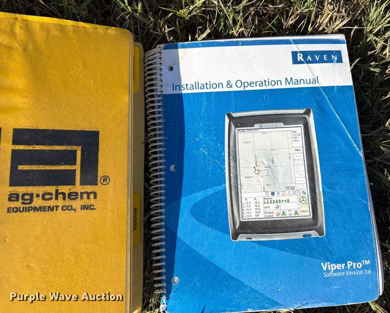 image for item EA7804 2012 Rogator RG900 sprayer