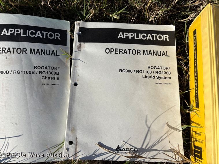 image for item EA7804 2012 Rogator RG900 sprayer