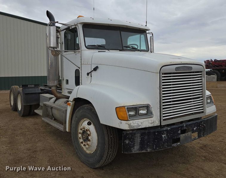 CAMIóN CHASIS 1996 FREIGHTLINER FLD112