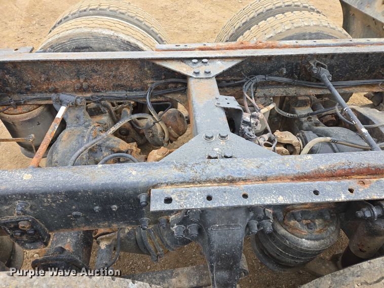 image for item EB1183 1996 Freightliner FLD112 truck cab and chassis