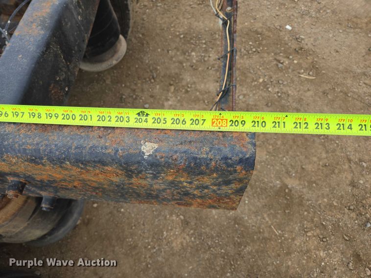 image for item EB1183 1996 Freightliner FLD112 truck cab and chassis