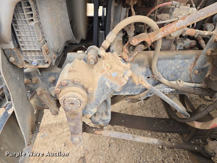 image for item EB1183 1996 Freightliner FLD112 truck cab and chassis